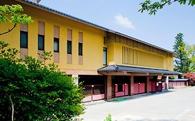Yamanakaonsen Ohanami Kyubei